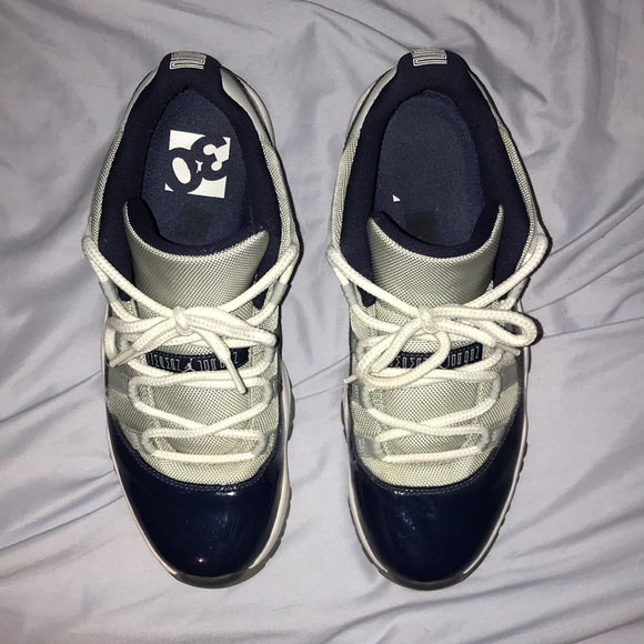 Air Jordan 11 Retro Low Georgetown - Picture 8 of 8